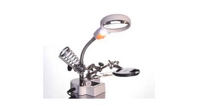 Лупа з підсвічуванням